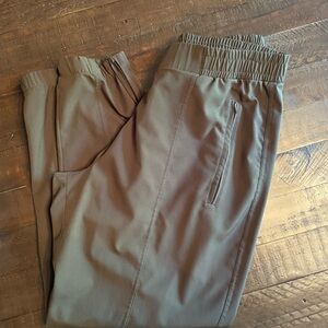 Old Navy Olive Green Jogger Pants Large
